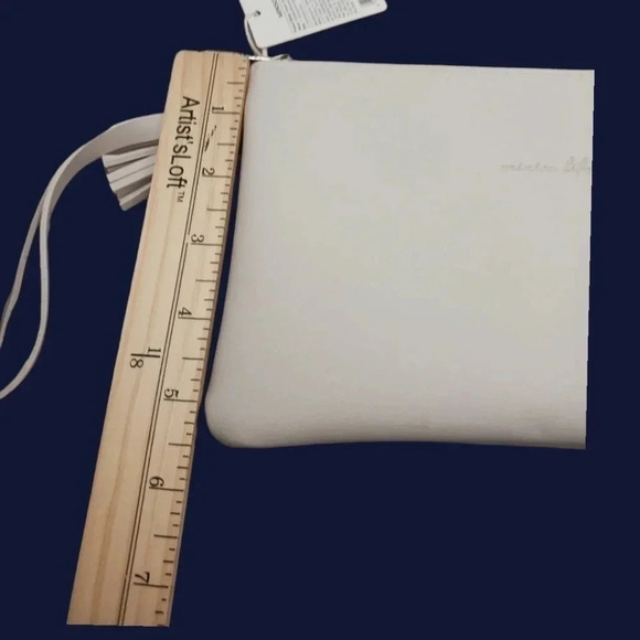 Miniso life simple cosmetic bag color beige - Picture 9 of 9